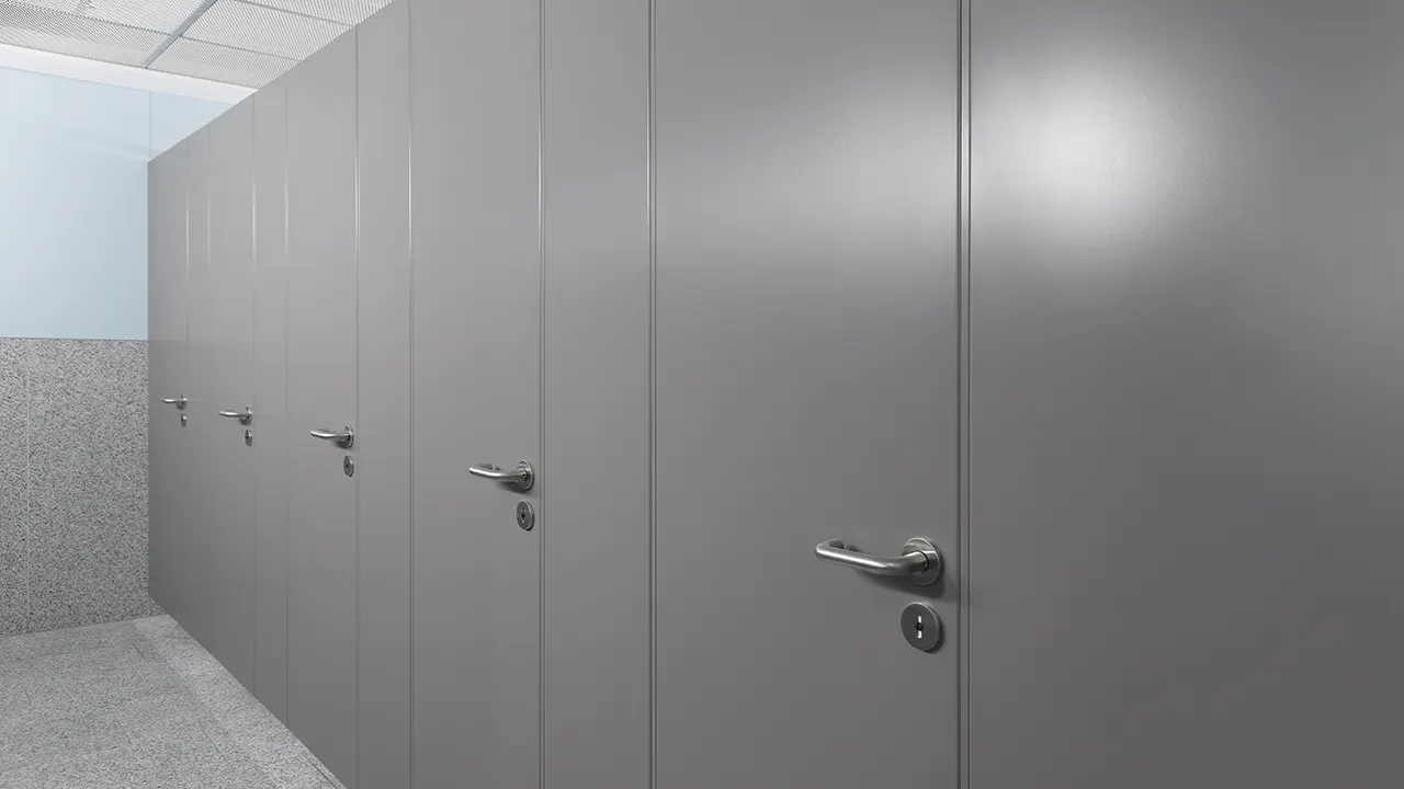 WC partitions made of metal